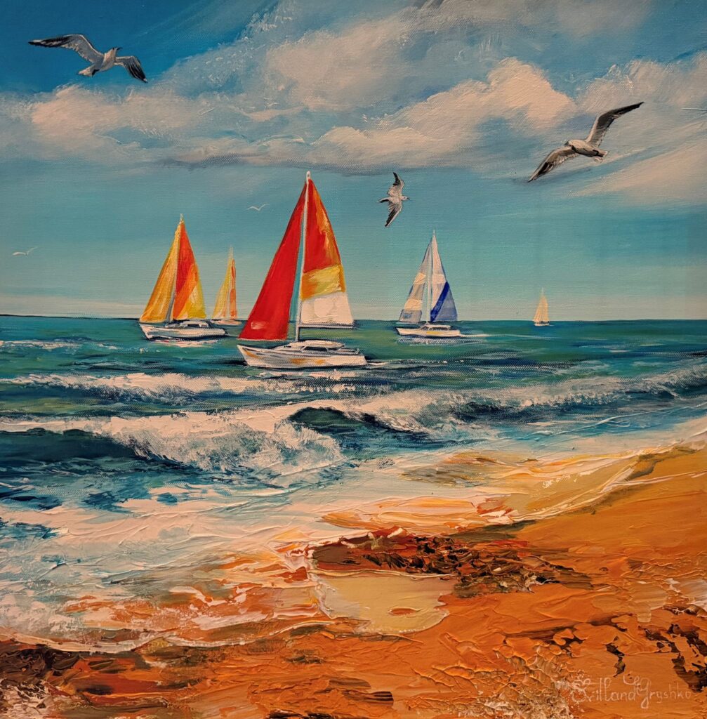 La Régate – Le bateau rouge – tableau original de Svitlana Loguinoff Gryshko représentant des voiliers aux voiles rouges, jaunes et bleues naviguant sur l’océan, avec des vagues en relief, des mouettes et un ciel lumineux, peinture contemporaine à l’acrylique.